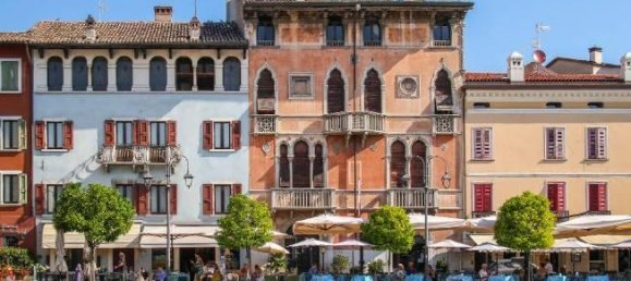 Пентхаус с 3 комнатами в Дезенцано дель Гарда, Италия № 22656 29