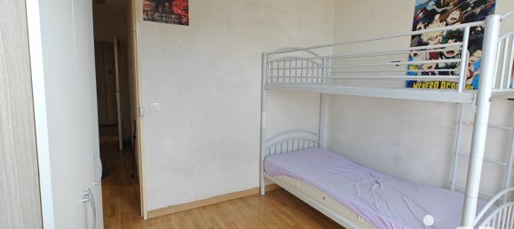 Apartamento de 3 dormitorios en Pantin, France No. 298919 15