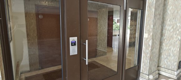 Apartamento de 3 dormitorios en Pantin, France No. 298919 2