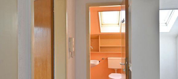 5 rooms Townhouse in Esslingen, Germany No. 5833 16