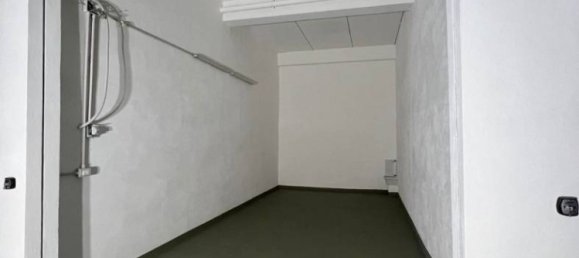 Garaje en Palermo, Italy 27 m² No. 337322 6