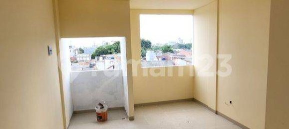 3 bedrooms House in Jakarta, Indonesia No. 1475 24