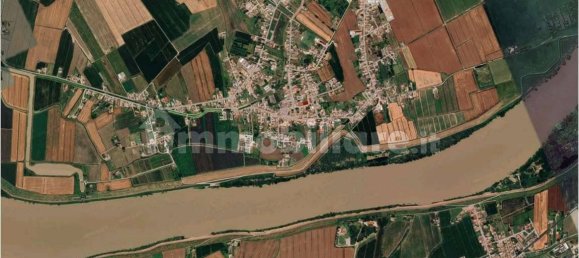 1 room Commercial property in Riva del Po, Italy No. 285716 14