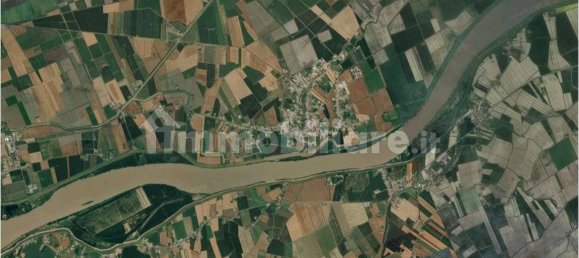 1 room Commercial property in Riva del Po, Italy No. 285716 15