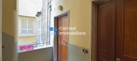 3 rooms Apartment in Naples, Italy No. 39866 17