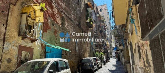 3 rooms Apartment in Naples, Italy No. 39866 9