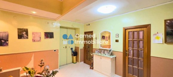 3 rooms Apartment in Naples, Italy No. 39866 23