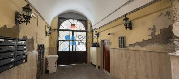 3 rooms Apartment in Naples, Italy No. 39866 12