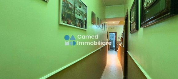 3 rooms Apartment in Naples, Italy No. 39866 39
