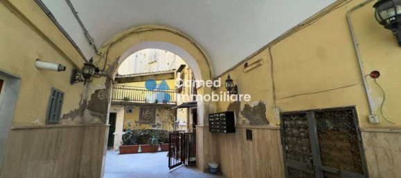3 rooms Apartment in Naples, Italy No. 39866 13