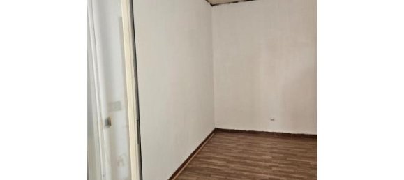 5 rooms Apartment in Naples, Italy No. 253377 2