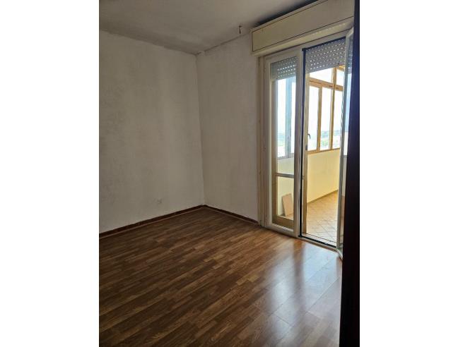 5 rooms Apartment in Naples, Italy No. 253377
