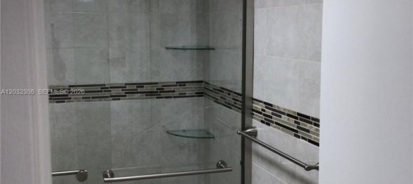 2 chambres propriété commerciale à vendre à Miami, Miami-Dade, Florida, USA № 615212 12