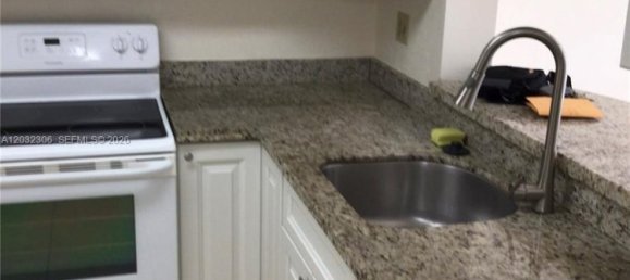 2 chambres propriété commerciale à vendre à Miami, Miami-Dade, Florida, USA № 615212 16
