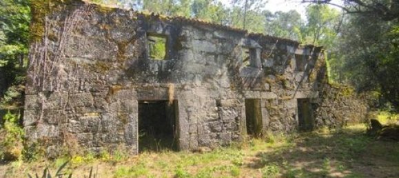 142m² Land in Guimaraes, Portugal No. 190044 25