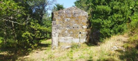 142m² Land in Guimaraes, Portugal No. 190044 27