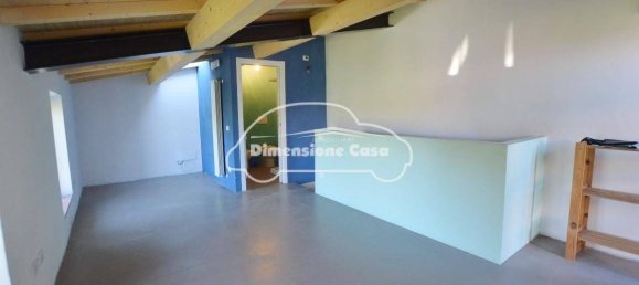 2 Schlafzimmer Haus in Lucca, Italy, Nr. 48377 9