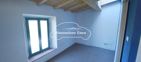 2 Schlafzimmer Haus in Lucca, Italy, Nr. 48377 11
