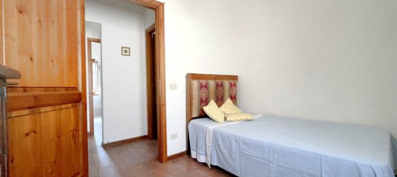 3 bedrooms Apartment in Barga, Italy No. 318794 22