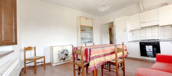 3 bedrooms Apartment in Barga, Italy No. 318794 11