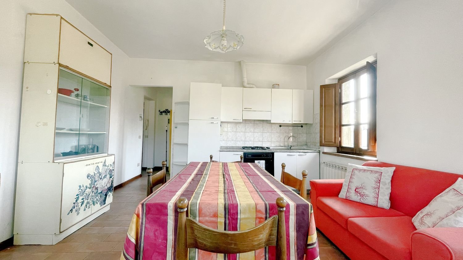 3 bedrooms Apartment in Barga, Italy No. 318794