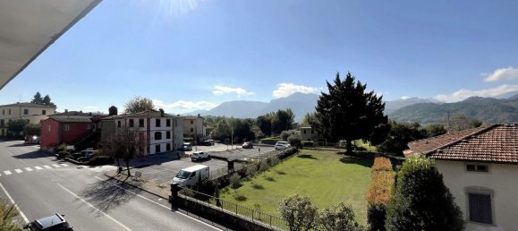 3 bedrooms Apartment in Barga, Italy No. 318794 16