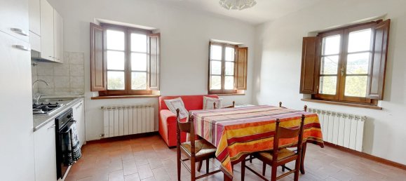 3 bedrooms Apartment in Barga, Italy No. 318794 7