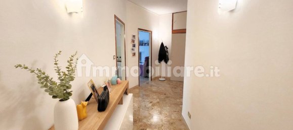 2 bedrooms Apartment in Verona, Italy No. 380234 9