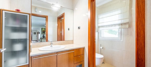 Дом с 4 спальнями в Гимарайнш, Португалия № 178753 23