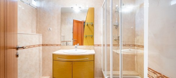 Дом с 4 спальнями в Гимарайнш, Португалия № 178753 36