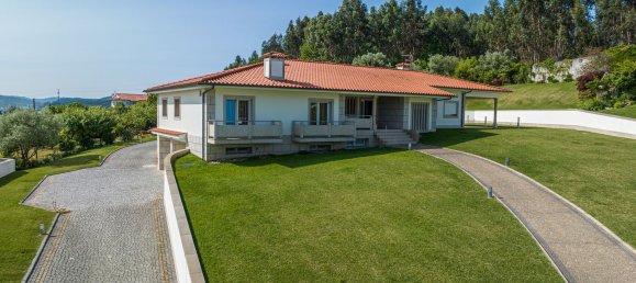 Дом с 4 спальнями в Гимарайнш, Португалия № 178753 4