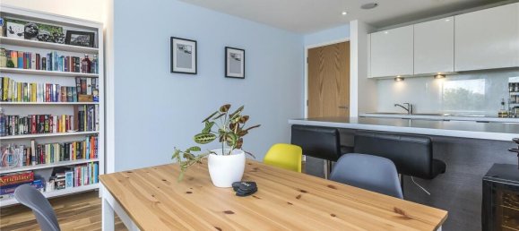 2 bedrooms Apartment in London, United Kingdom No. 13954 14