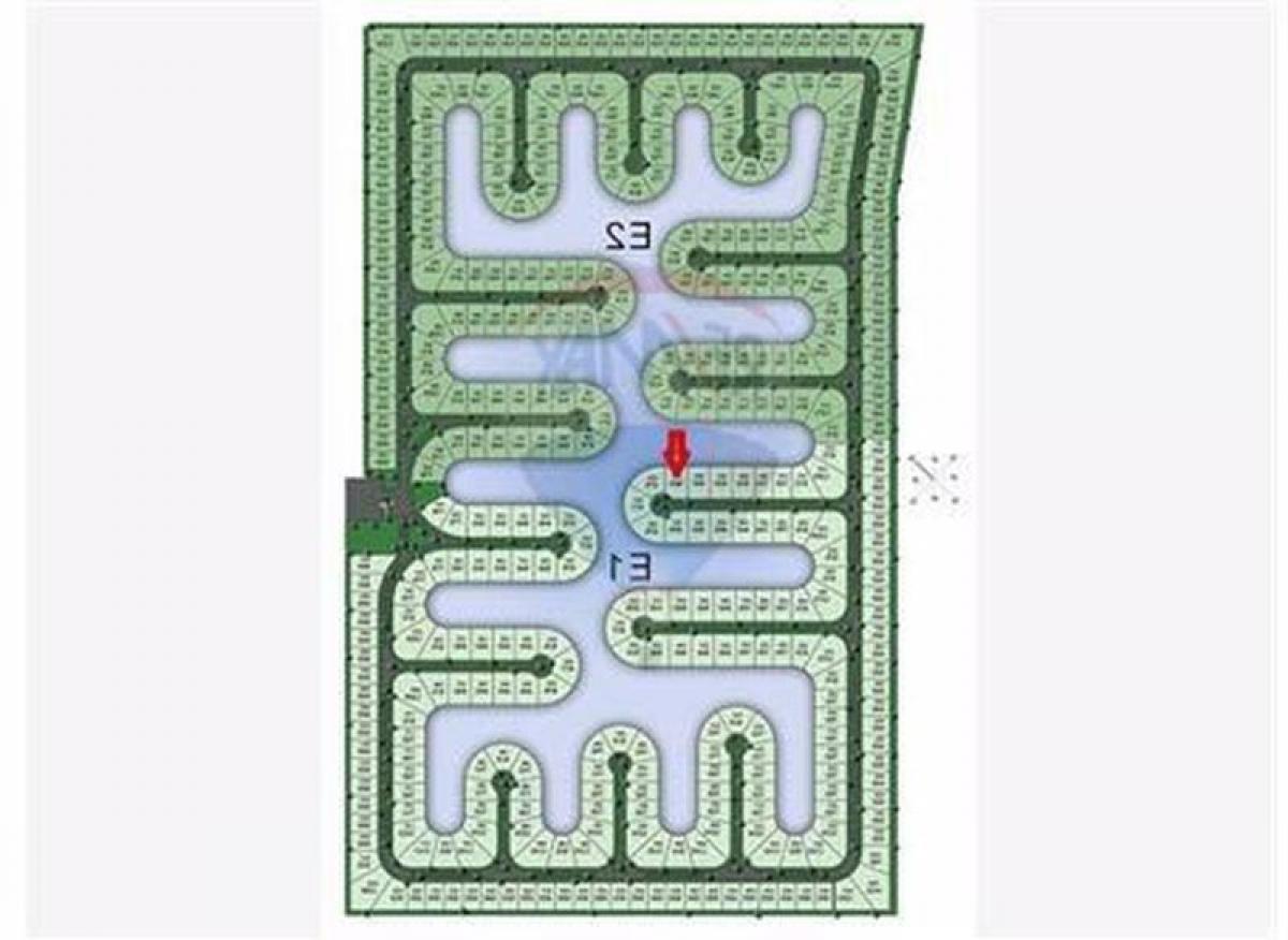  Land in Berazategui, Argentina No. 35982