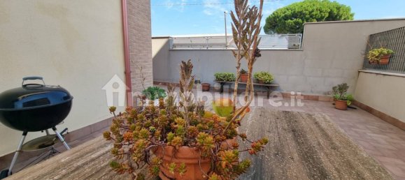 2 Schlafzimmer Wohnung in Rome, Italy, Nr. 324651 15