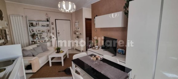 2 Schlafzimmer Wohnung in Rome, Italy, Nr. 324651 2