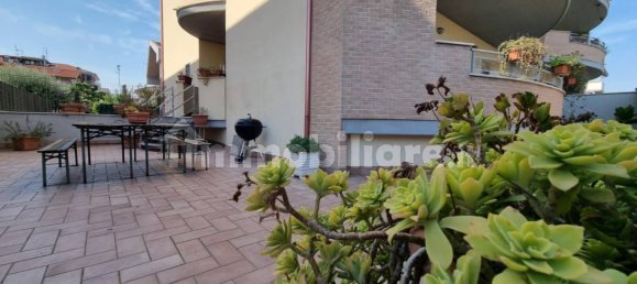 2 Schlafzimmer Wohnung in Rome, Italy, Nr. 324651 33