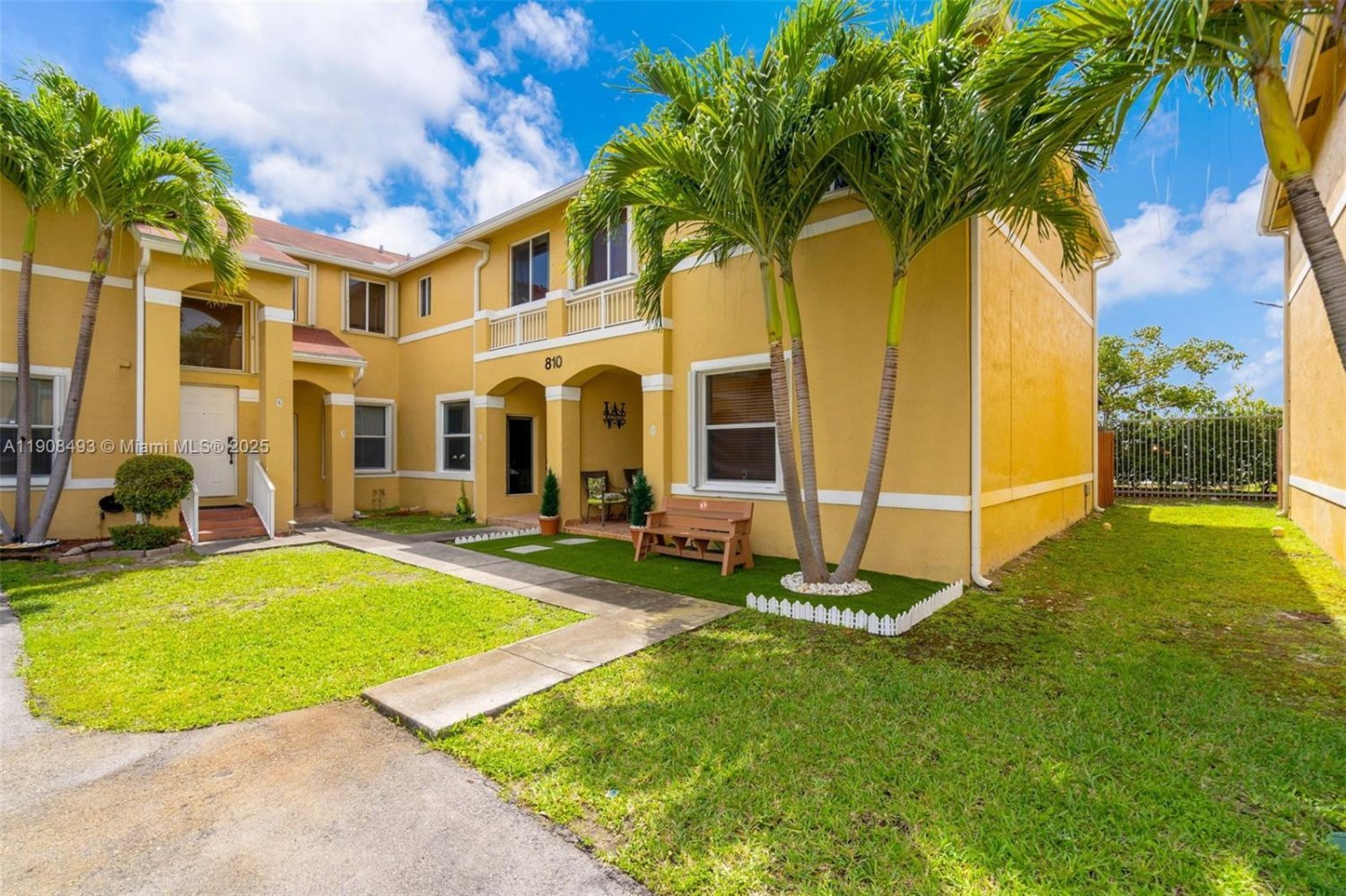 3 Schlafzimmer Doppelhaus in Miami, USA, Nr. 614263