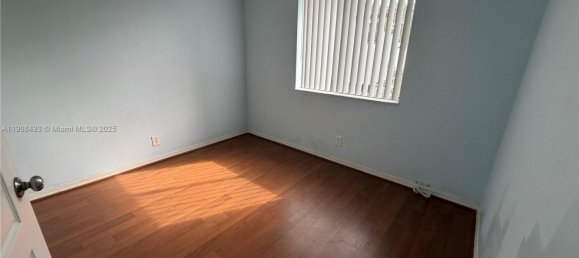 3 Schlafzimmer Doppelhaus in Miami, USA, Nr. 614263 20