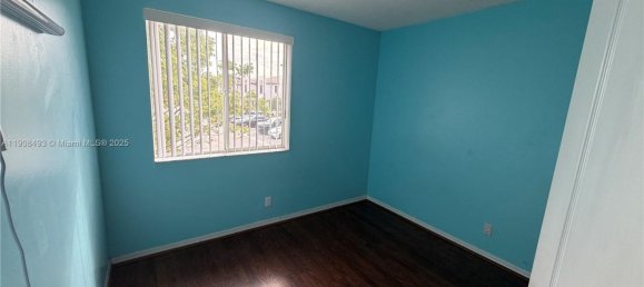 3 Schlafzimmer Doppelhaus in Miami, USA, Nr. 614263 17