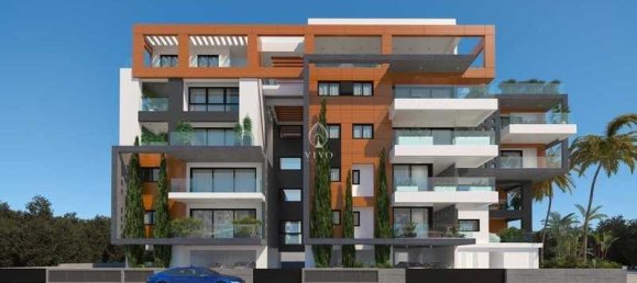 4 bedrooms Penthouse in Limassol, Cyprus No. 19318 3