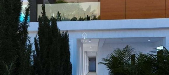 4 bedrooms Penthouse in Limassol, Cyprus No. 19318 6