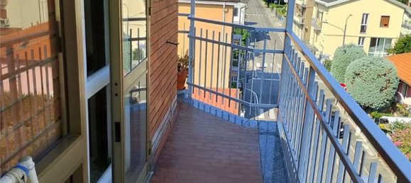 3 bedrooms Apartment in Cinisello Balsamo, Italy No. 358045 7