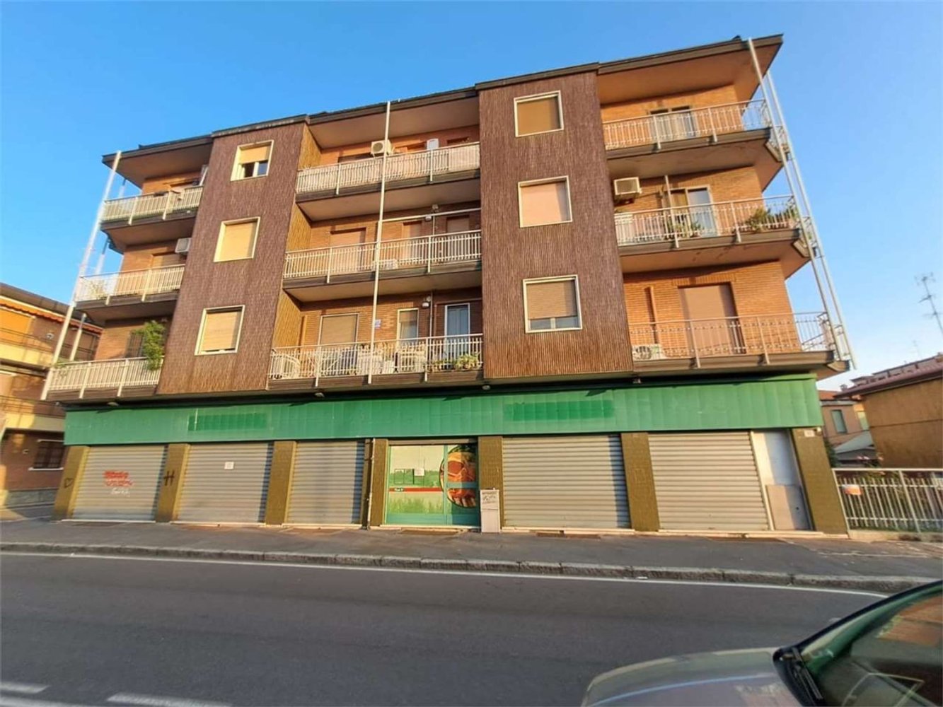 3 bedrooms Apartment in Cinisello Balsamo, Italy No. 358045