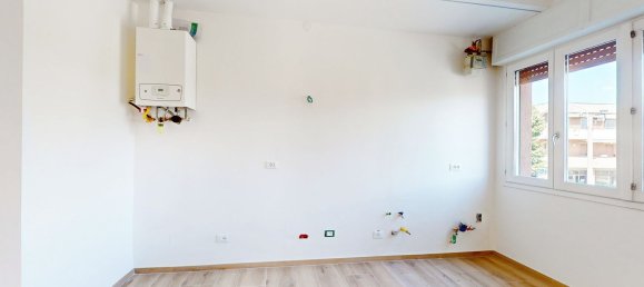 3 bedrooms Apartment in Maranello, Italy No. 370531 11