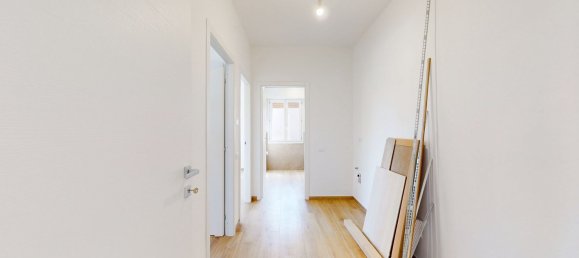 3 bedrooms Apartment in Maranello, Italy No. 370531 14