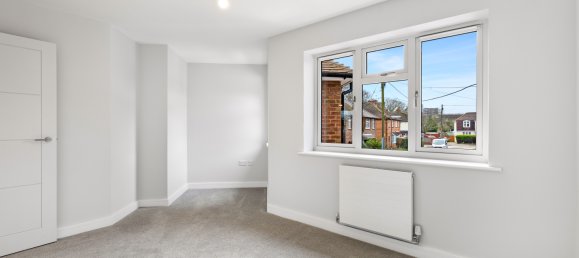 3 bedrooms House in Crawley, United Kingdom No. 1002 36