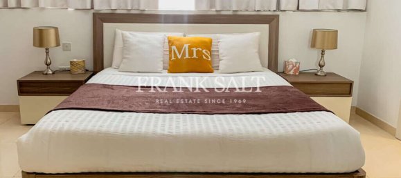 3 bedrooms Penthouse in Gzira, Malta No. 9157 11