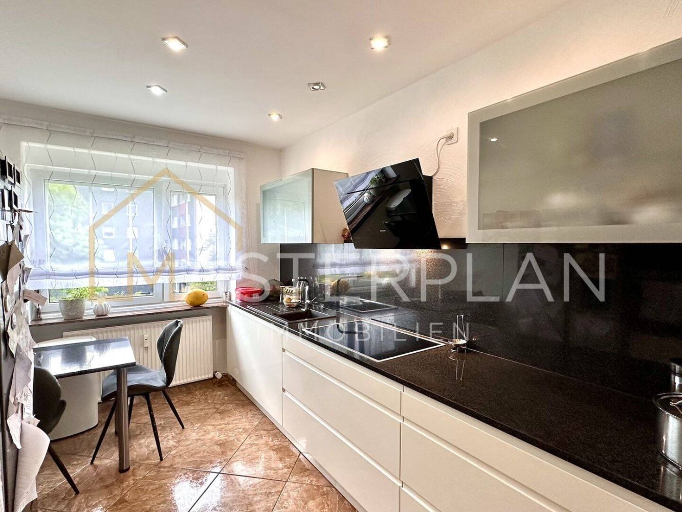 Apartamento de 2 dormitorios en Saarbrucken, Germany No. 296304