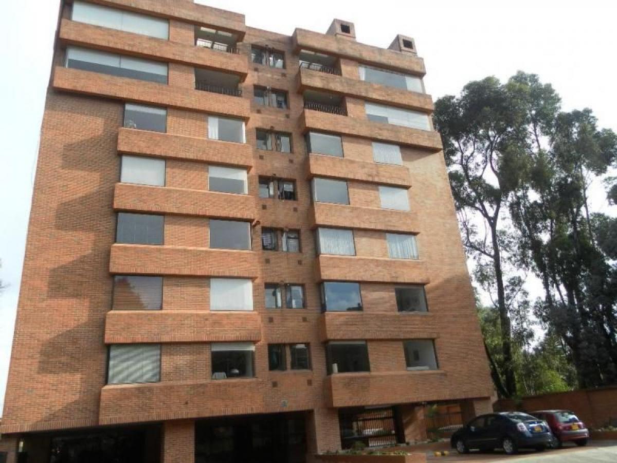 3 bedrooms House in Bogota, Colombia No. 12547