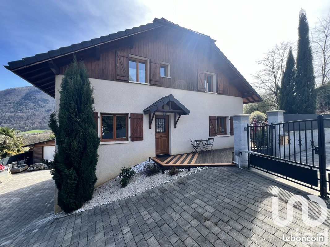 4 Schlafzimmer Haus in Betton-Bettonet, France, Nr. 205764